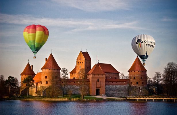 Sky Romance: Hot Air Balloon Adventure for Two