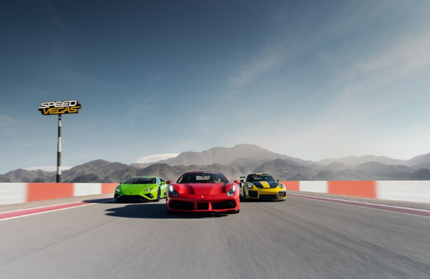 10 laps in a Porsche Cayman GT4 in Las Vegas
