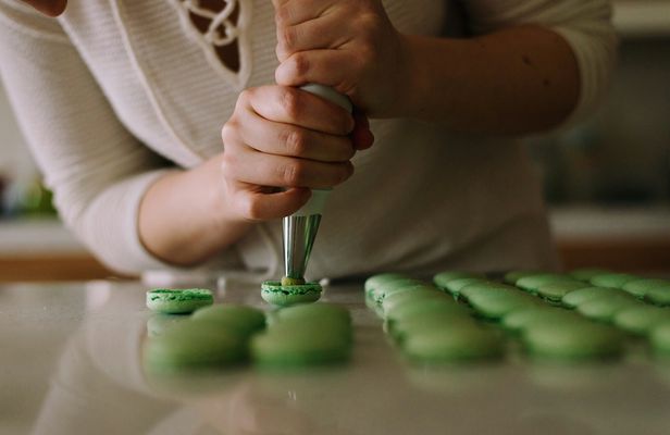 Classic French Macarons
