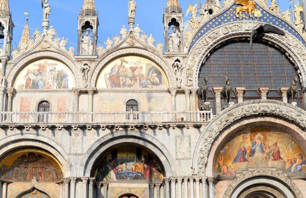 Doge’s Palace and St. Mark's Basilica skip-the-line and guided tour