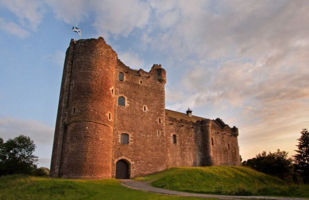 West Highland Lochs, mountains and castles tour from Edinburgh