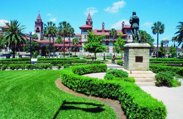 Day trip to St Augustine with scenic boat cruise