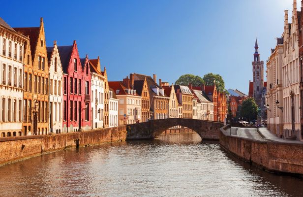 Guided visit of Bruges from Paris