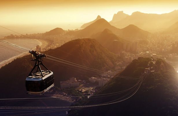 Rio in a day: city tour with Sugarloaf, Corcovado Mountain with Christ Redeemer