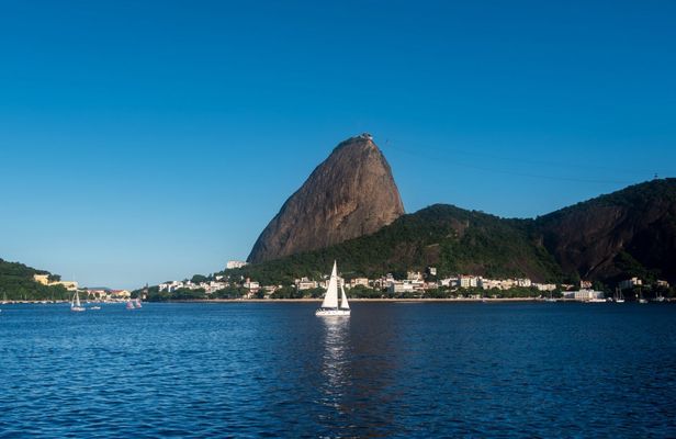 Guanabara Bay cruise with optional lunch