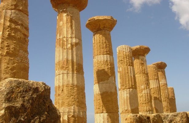 Agrigento and Piazza Armerina guided tour from Taormina