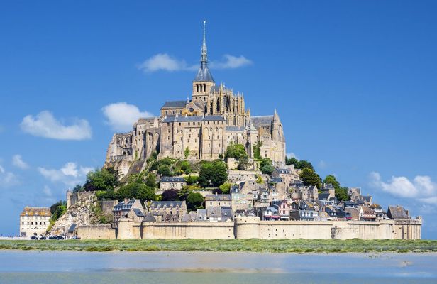 Fullday excursion to Mont Saint-Michel from Paris