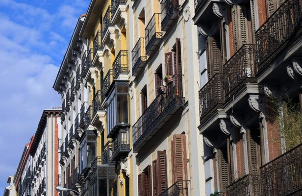 Guided tapas adventure in Madrid