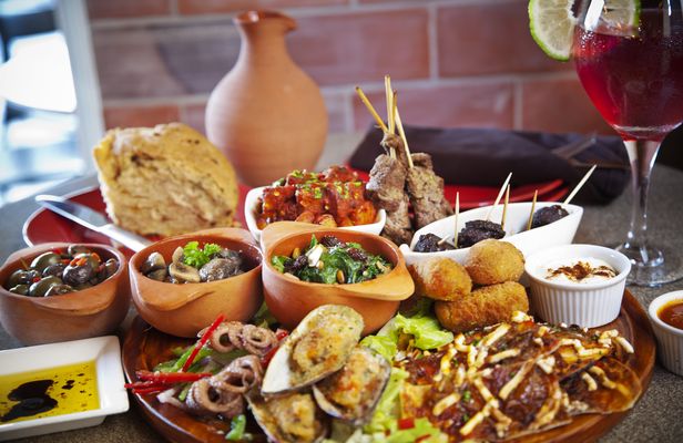 Tapas and flamenco guided tour