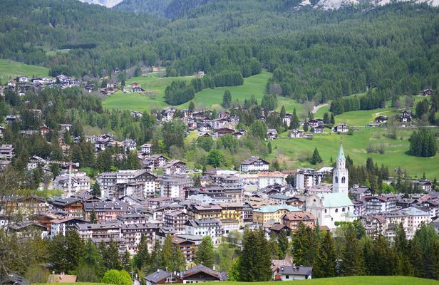 Small Group Dolomites and Cortina Day Trip from Venice