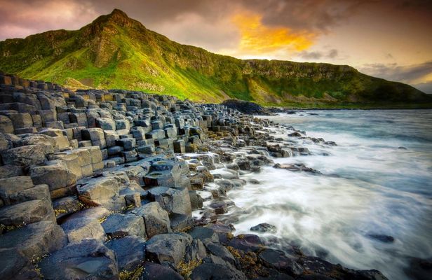Game of Thrones tour with Giant’s Causeway from Belfast