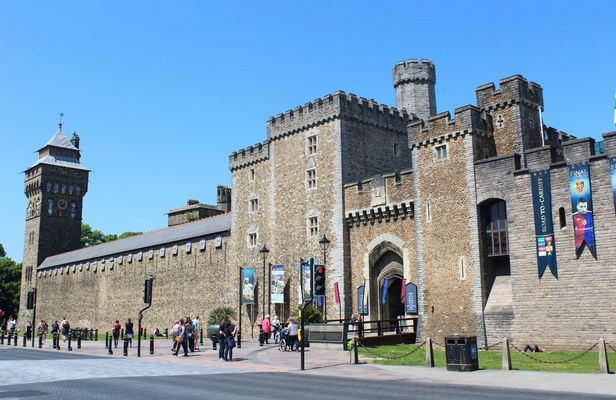 Doctor Who filming locations walking tour in Cardiff [Unofficial]