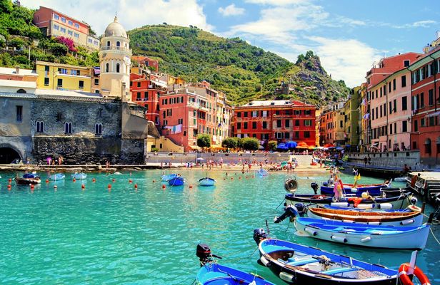 Cinque Terre sailing day trip from La Spezia