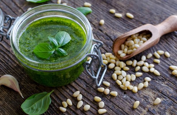 Pesto cooking class in Levanto