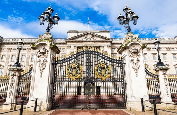 Buckingham Palace skip-the-line tour with Changing of the Guard