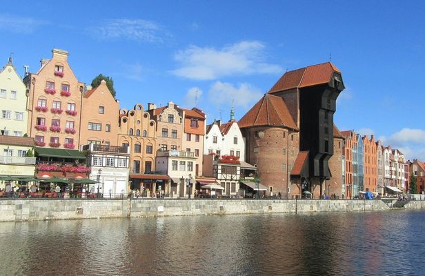 Gdansk and Malbork small group tour from Warsaw with pickup and lunch
