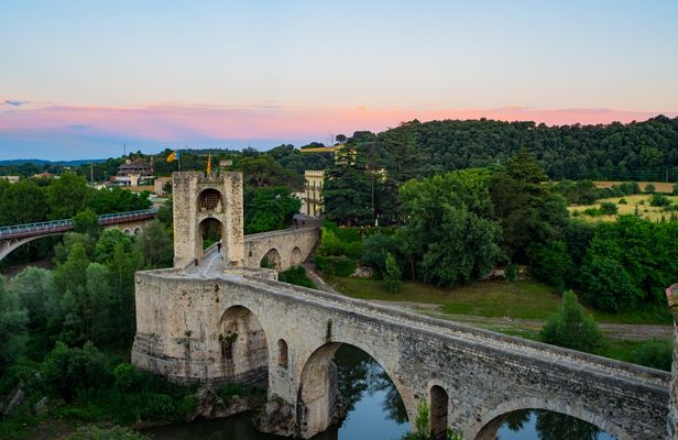Catalonian medieval villages day trip from Barcelona