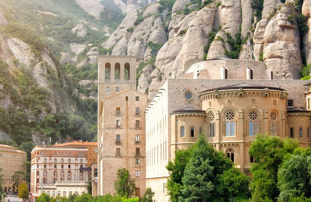 Montserrat and Cava trail day tour from Barcelona