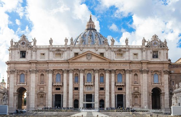 3-hour guided tour in the Vatican Museums and St Peter's Basilica