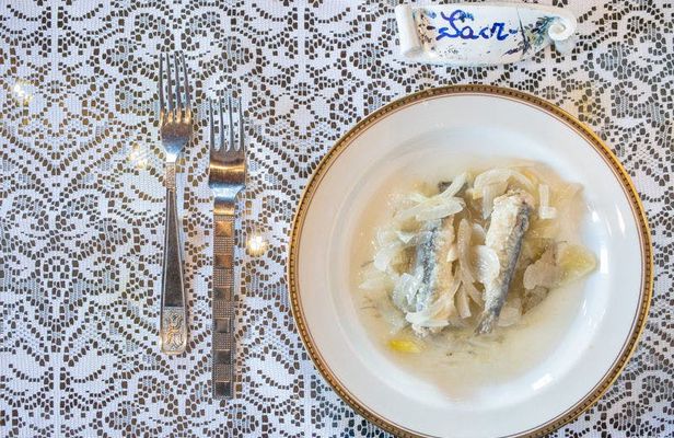 Market tour, cooking class and lunch or dinner at a Cesarina's home in Venice