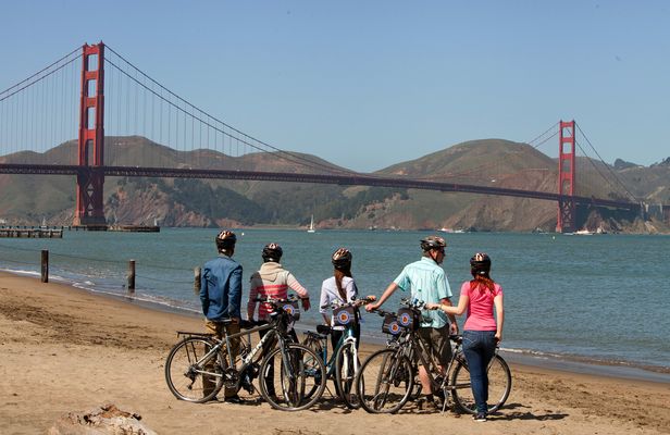 Golden Gate Bridge to Sausalito guided bike tour
