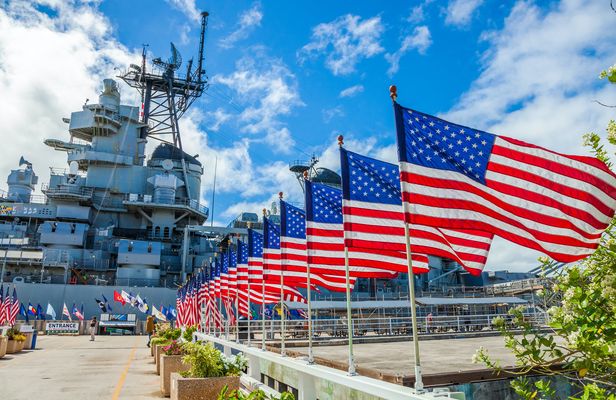 Pearl Harbor premium tour