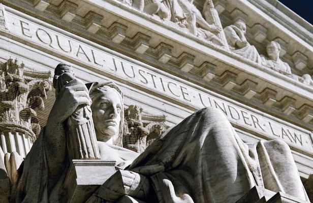 Private and Semi-Private Capitol Hill walking tour