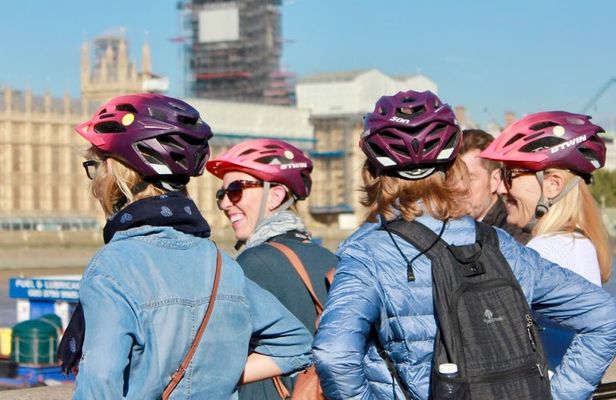 Grand bike tour of London