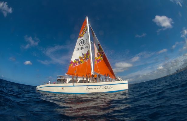 Hawaii catamaran sailing and snorkeling excursion