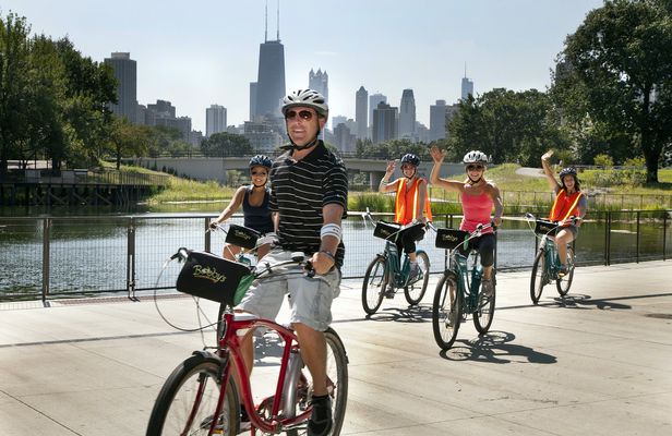 Chicago lakefront neighbourhood bike tour