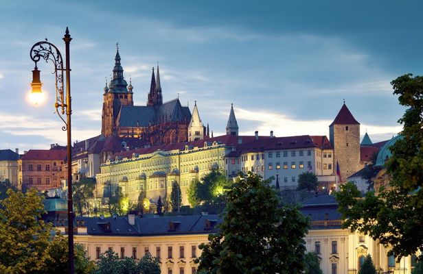 Lobkowicz Palace ticket and midday concert