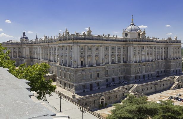 Madrid Royal Palace skip-the-line tickets and tour with an expert guide