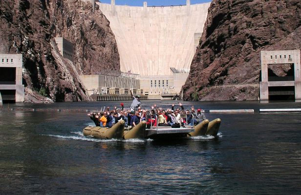 Grand Celebration with Black Canyon rafting from Grand Canyon West