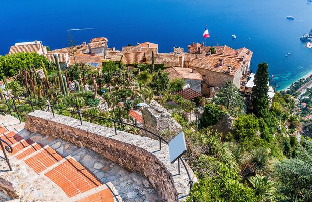 Monaco and Perched Medieval Villages shared trip from Nice