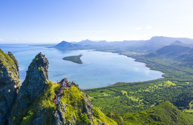 Hiking Le Morne Mountain