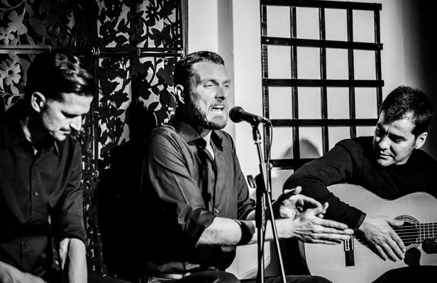 Tablao Flamenco Andalusí Seville show