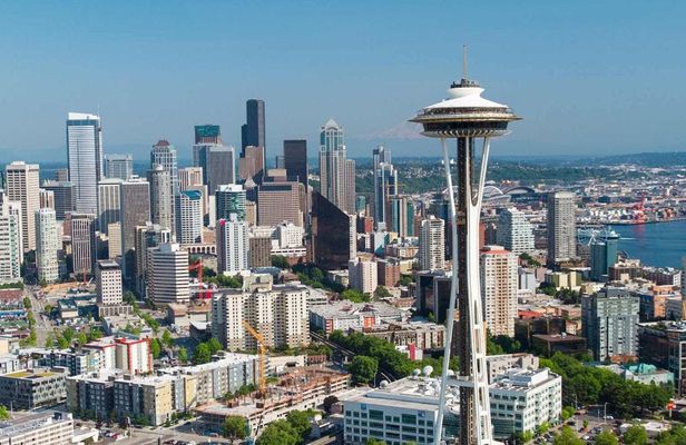 Scenic Seattle bus tour