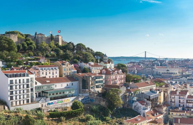 Old Lisbon tour: Alfama and São Jorge Castle