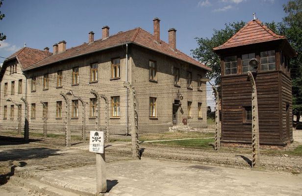 Auschwitz-Birkenau tour from Krakow with hotel pickup