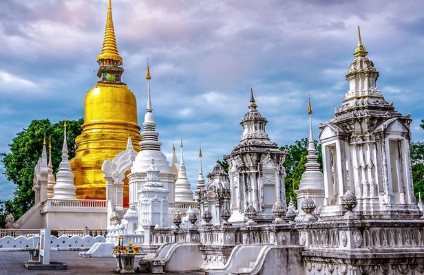 Chiang Mai City, temples and dinner tour with roundtrip airport transportation
