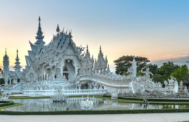 Chiang Rai City and Temples half day tour