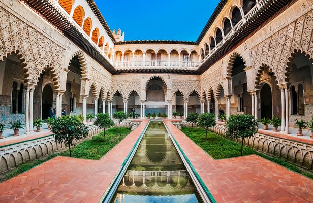 Seville Cathedral, Giralda and Alcázar skip-the-line tickets and guided tour