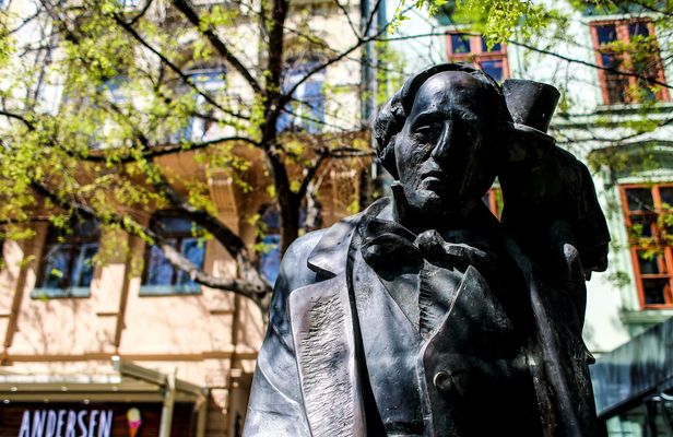 Self-guided Discovery Walk in Bratislava history and mystery