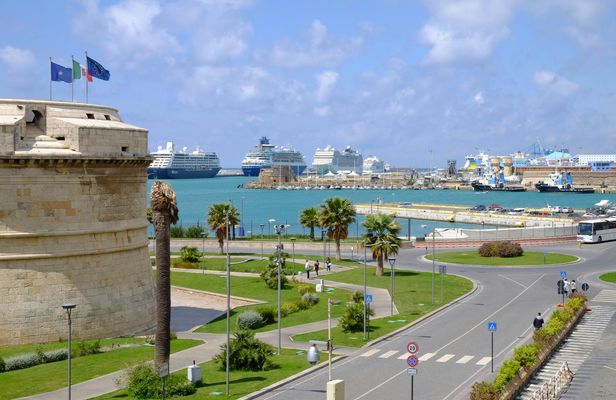 Tour of Civitavecchia's old town