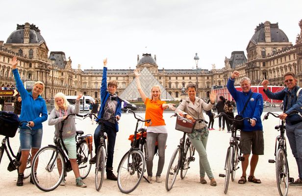 Highlights of Paris guided bike tour