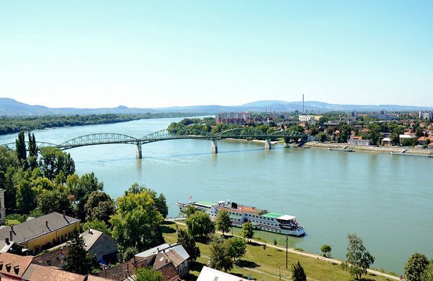 Excursion to the Danube bend from Budapest