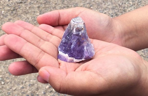 Explore an amethyst mine