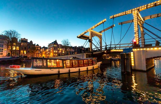 Amsterdam evening canal cruise from Anne Frank House