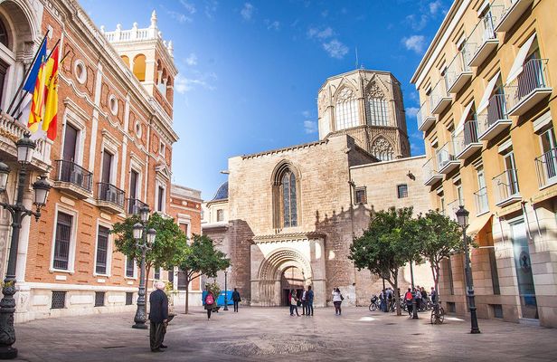 Historic Valencia walking tour