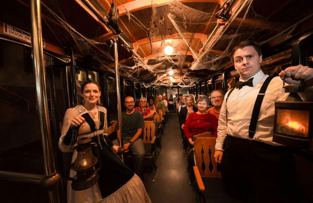 Savannah ghosts and gravestones tour